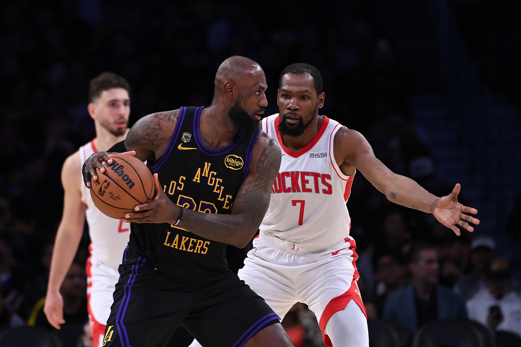 湖人兩勝砸爛ESPN模型 老詹控場+角色球員爆發(fā)為東里爭取時間