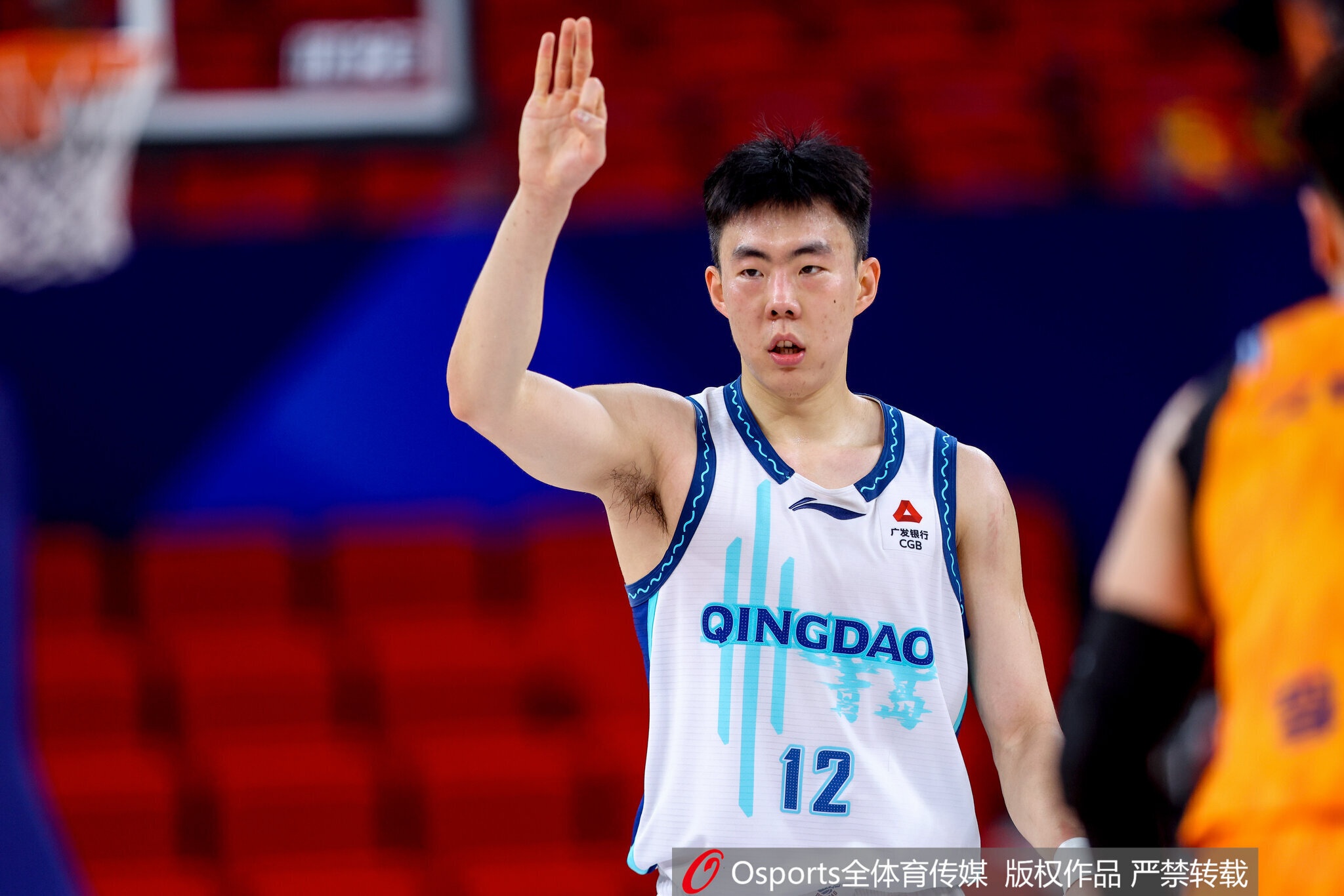 青島0-2出局：楊瀚森離隊重構(gòu)體系，常規(guī)賽第7拼至終刻