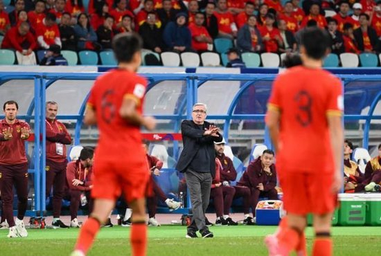 0-1輸印尼：2025四連敗耳光抽醒中國足球