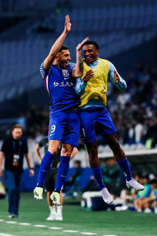 申花熱身3-0河南，路易斯米內(nèi)羅破門；國足生死戰(zhàn)朱辰杰鎖定中衛(wèi)首發(fā)