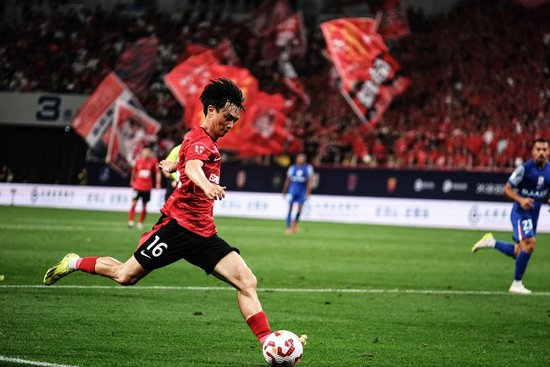FIFA官宣：楊明洋會籍轉入中國足協 國足中場候補就位