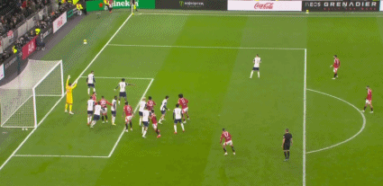 英聯杯-熱刺4-3曼聯晉級四強 孫興慜角球直接得分