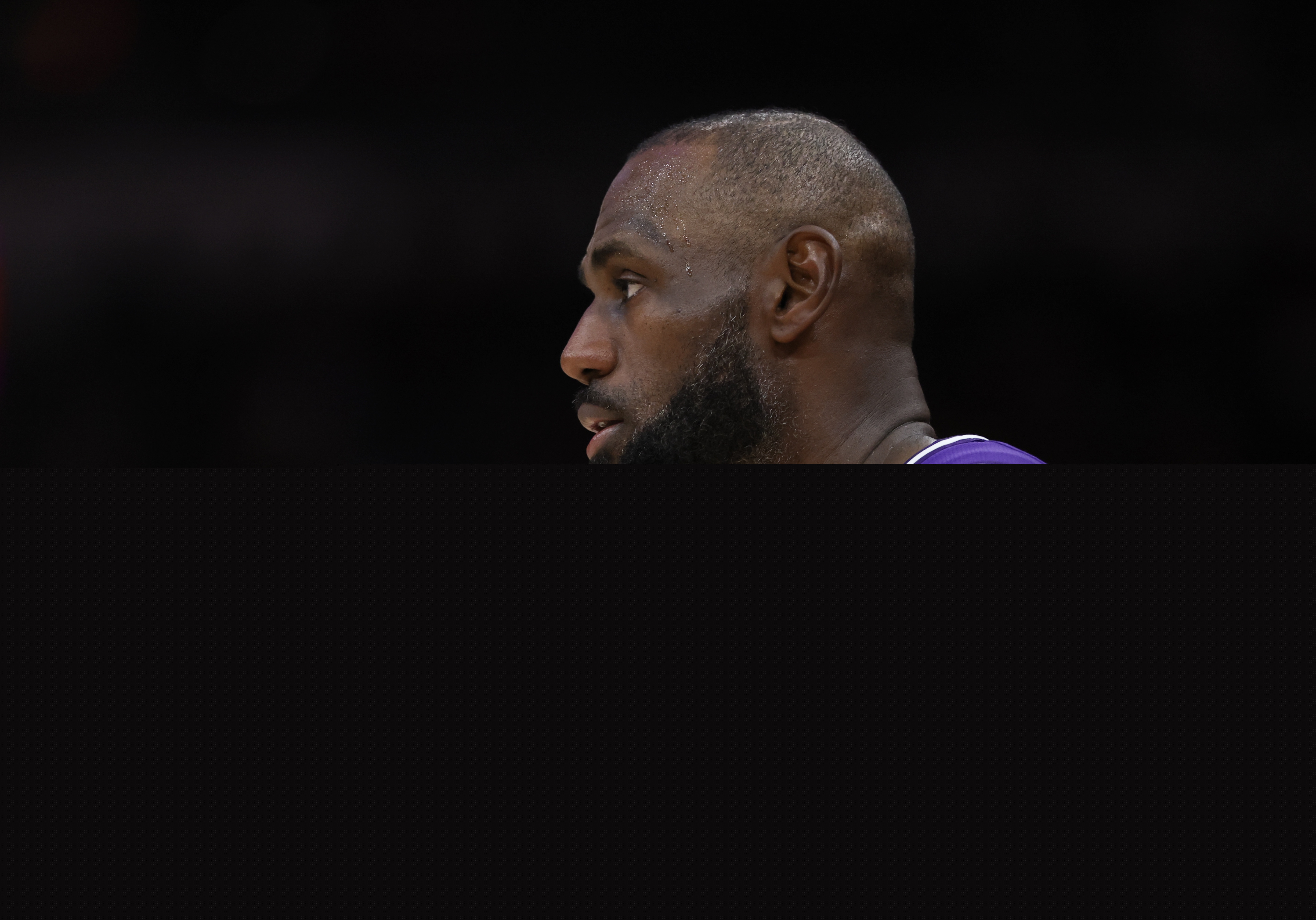 ESPN記者曝詹姆斯因勝場紀錄用球被送雷迪克怒離更衣室