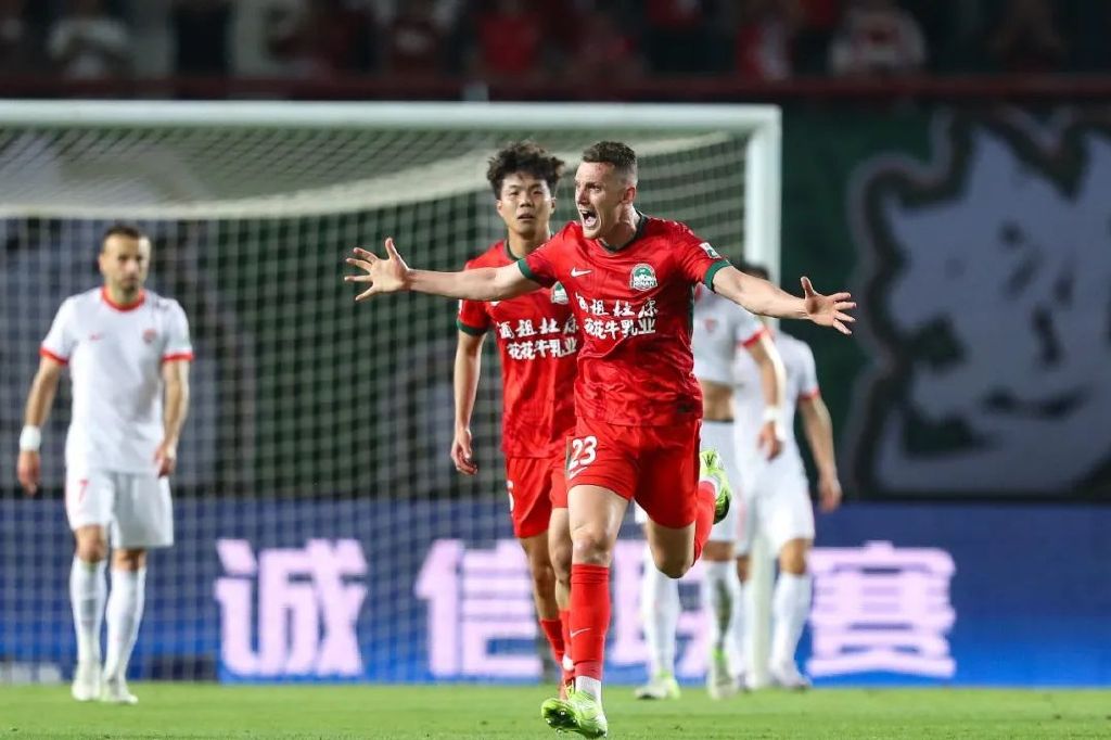 河南主場3-1逆轉海牛奪賽季首勝 南基一用人再遭質疑 河南主場3-1逆轉海牛奪賽季首勝 南基一用人再遭質疑