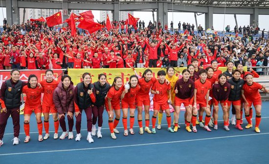 邵子欽帽子戲法 中國女足5-1泰國 年輕中鋒展現(xiàn)小韓端潛質(zhì) 邵子欽帽子戲法 中國女足5-1泰國 年輕中鋒展現(xiàn)小韓端潛質(zhì)